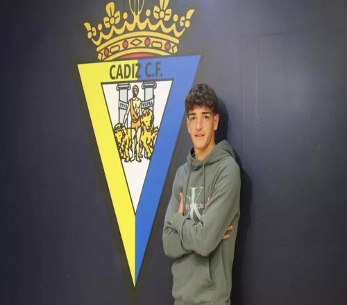 每体:巴萨密切关注加的斯小将罗萨多,已联系其核心团队