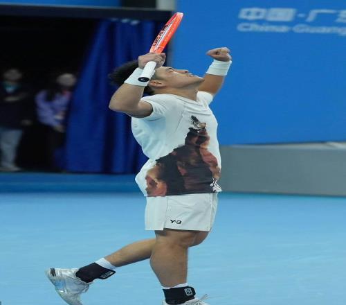 吳易昺兌現(xiàn)自己的豪言送蛋奪得全運(yùn)會(huì)金牌，三次參加全運(yùn)會(huì)終圓夢(mèng)