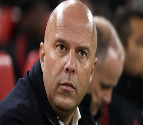 電訊報(bào)致斯洛特:當(dāng)你花了4.46億鎊時(shí),不要抱怨陣容不夠強(qiáng)大