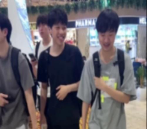 BLG分享視頻：轉機中長途跋涉辛苦了