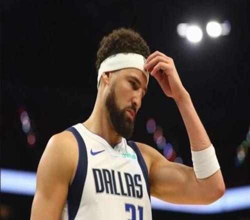 9战7败,独行侠被灰熊打成了独行虾,克莱或帮助球队再争状元签