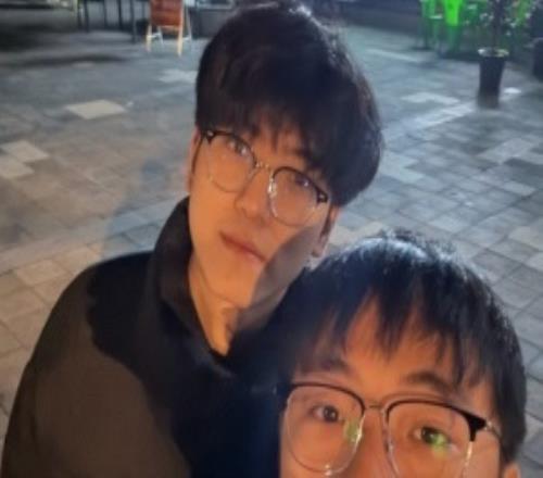 前iG经理锅盔晒与Zika:离开LNG时队伍极力挽留,但小唐想离开看看