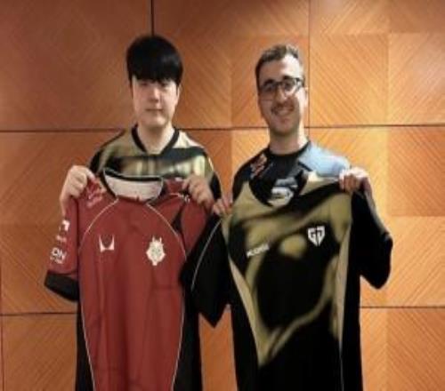 上嘴脸！G2官推更新照片：这是世界最佳打野与Canyon的合影