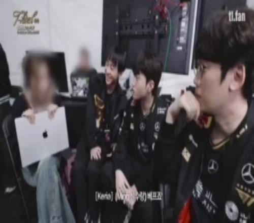 社交名流！Ming邀請Keria休賽期間吃海底撈精選：北京這玩意兒高檔！