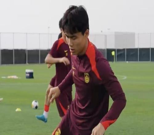 博主:恒大足校败诉,必须给杨黔东开具自由身证明