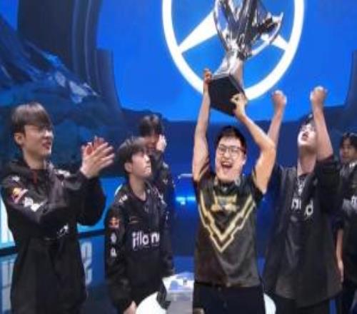 从全校喊牛逼到深夜关直播:今年的LPL,是我们看的最差一年吗