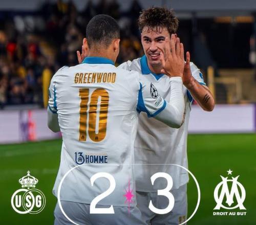 左右脚开弓欧冠双响+MVP!前曼联天才乱杀:20场13球4助