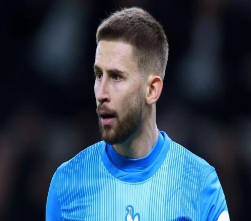 都体:索默的合同将在赛季末到期,维卡里奥是热门接班人选