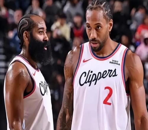 12戰10勝！聯盟第1！快船超級崛起，小卡迎來新裏程碑