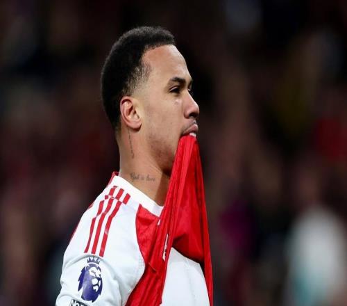 加布里埃爾賽后曬照慶祝：榮耀與頌贊全歸于上帝