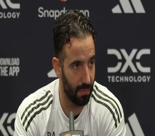 阿莫林:赢球增强了我和队员的互信,现在的战术是要随机应变