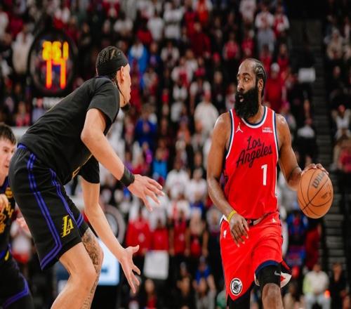 拒26分逆转!小卡24分,快船险胜湖人,东契奇32分,两队都需交易