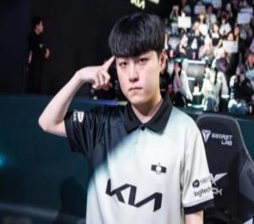 T1等著！DK成功擊敗BFX殺進(jìn)敗者組下一輪即將對陣T1