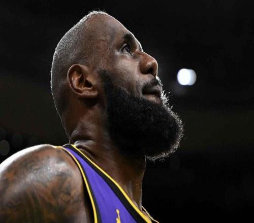 好消息,湖人队勒布朗詹姆斯结束G联赛训练后即将回归球队合练