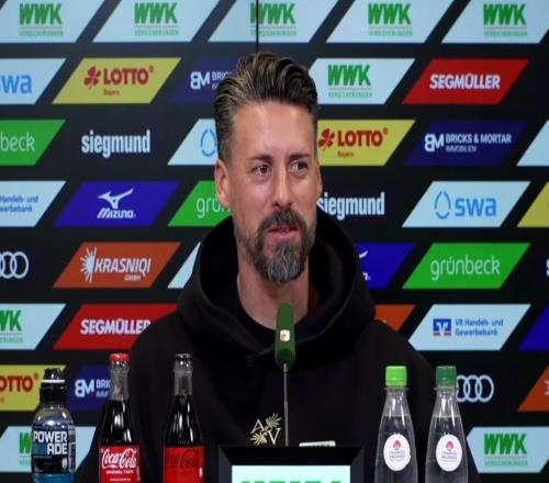 奥格斯堡主帅:对阵多特希望掌握主动权,达门是球队首发门将