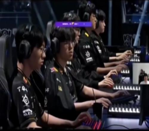 Ning王&Tian:多兰刚刚一上来,就跟裁判说我电刀呢