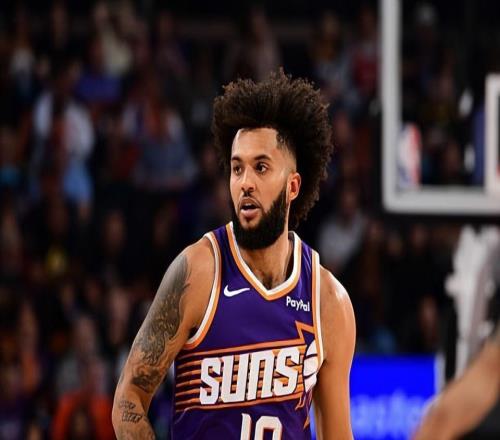 整体表现真是毫无亮点,为什么他能够经常进入太阳的轮换阵容中