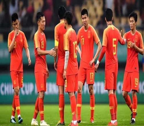 喜讯!国足第二期名单中锋黑马人选预测,大连英博新星入选无悬念