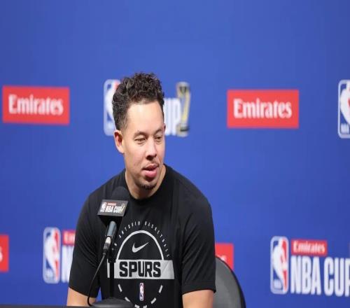 文班亞馬複出!率馬刺掀翻雷霆的16連勝,挺進決賽!