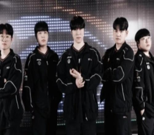 Reddit热议HLE淘汰：有Kanavi的队都这样LCK不是靠无脑莽就能赢