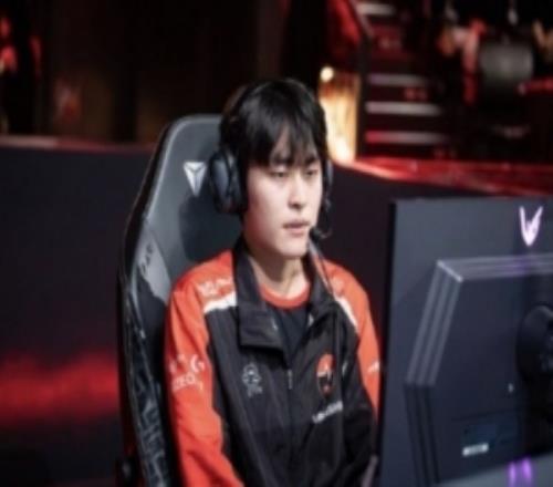 韩网爆料:打野选手Gideon将加入HLE