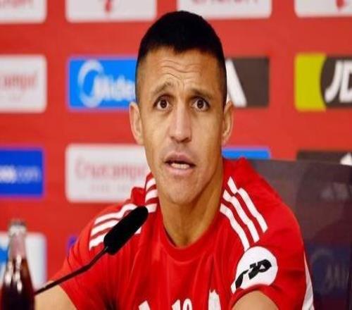 桑切斯:我来塞维利亚并不是为了钱时刻准备为智利出战