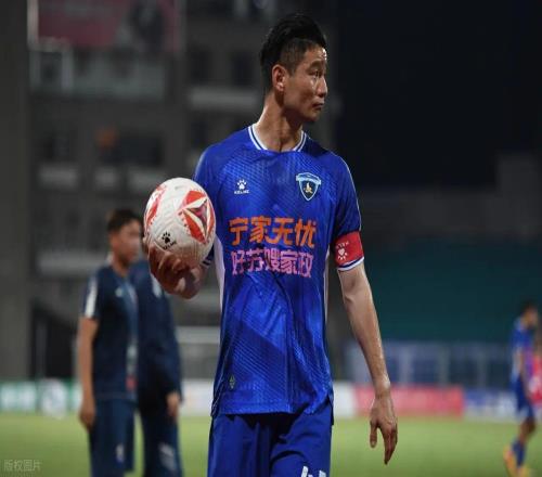 鲁能王牌功勋正式离开俱乐部,曾是国足全能球员,表现可圈可点