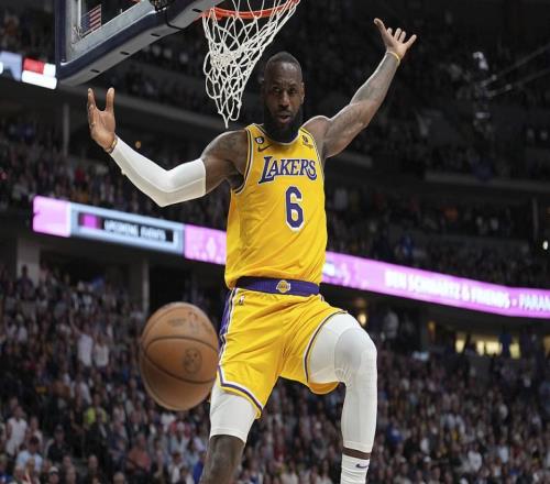 NBA得分榜：詹姆斯斷崖領(lǐng)先哈登升至第九！再進(jìn)一步幾乎不可能