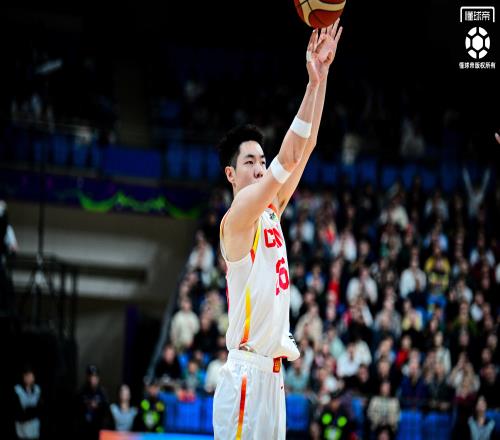 韩乔生社媒:团结就是力量!本场MVP我要颁给朱俊龙