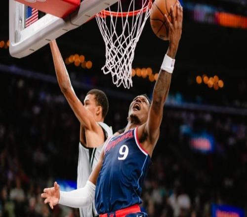 無緣24分逆轉(zhuǎn)！小卡缺席，快船拼盡全力惜敗馬刺，文班亞馬21+13