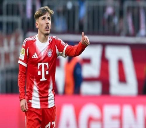 若本轮进球,卡尔将成为欧冠改制后连续3场破门最年轻球员