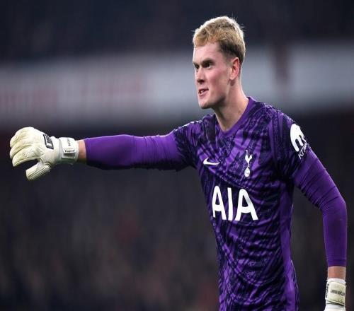 天空：西漢姆有意租借簽下金斯基，熱刺想在歐冠賽事后決定