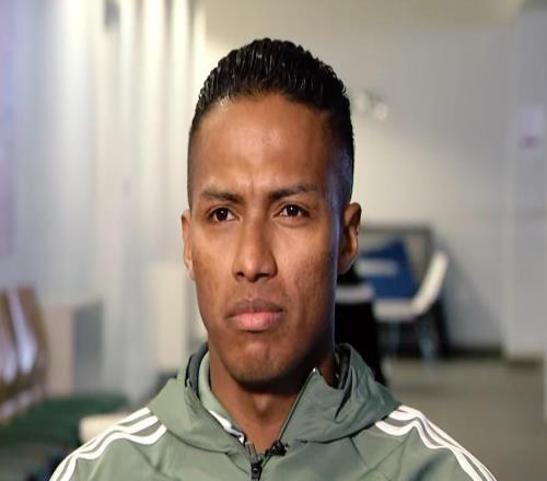 曼联票选最佳边翼卫:瓦伦西亚第一,埃弗拉、吉格斯列二三位