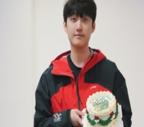 LNG發布Croco生日返圖：感謝粉絲們送來的甜品台和禮物