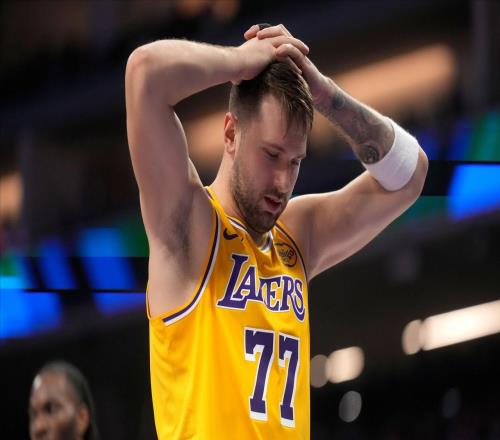 不怪火箭湖人也输了,东契奇空砍无奈,雷迪克赛后表态