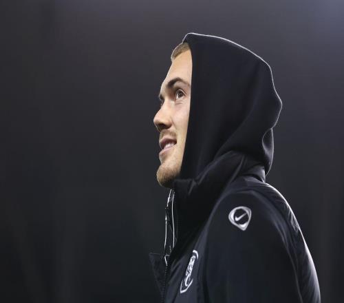 金塞拉：约恩森接受了轻微手术将缺战联赛，国际比赛日后回归