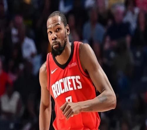 杜兰特想明白了!亲承该放权减少持球,并寄语大家站出来为其解压