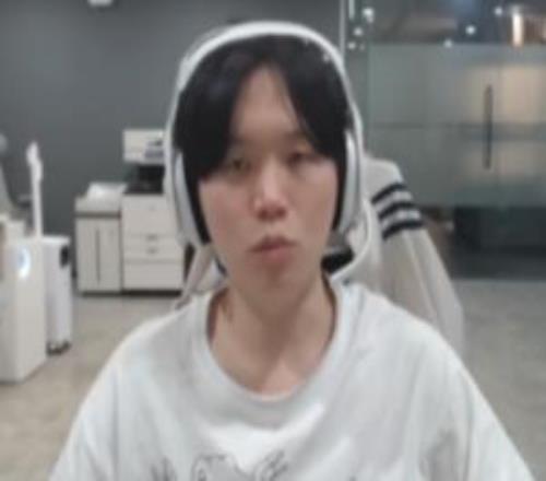 魅魔BDD：最近老做夢，夢到Showmaker兩次，他為什麽在我夢裏啊