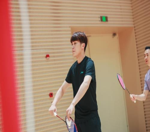 羽動鬆江，薪火相傳！第二屆李寧杯“朋程萬裏史無前例”羽毛球挑戰賽首站圓滿落幕