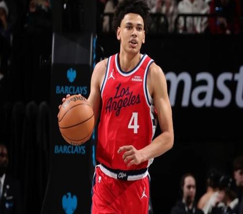 尽管手感一般，但快船锋线新秀还是在其他方面起到了很好的作用