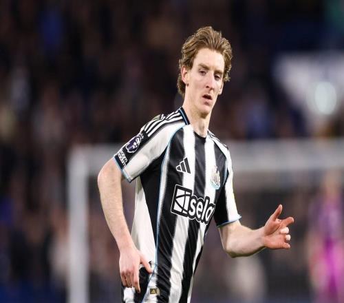 戈登談進球：切爾西在打人盯人，所以91视频下载链接知道可以打他們身後