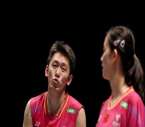 瑞士公開賽李詩灃獨闖八強，國羽女雙混雙各三對晉級