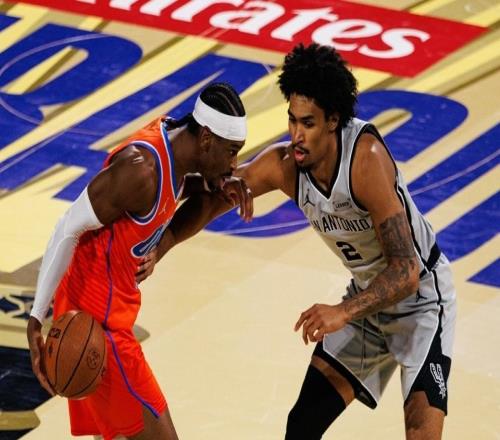 场均25分12板3帽,球队老大却成为替补!NBA超级黑马崛起要冲冠了