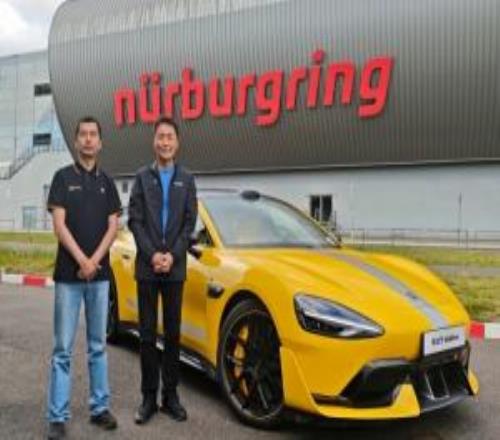 《GT赛车》制作人分享驾驶小米Su7U跑纽北赛道感受：单圈成绩很好