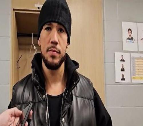 布克:杰伦格林一直在恢复和进步,他在场上越来越从容了