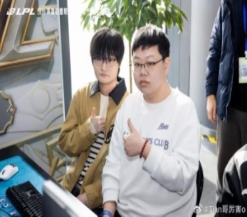 Tian分享返图：今天线下见到大家很开心solo模式大家真有东西