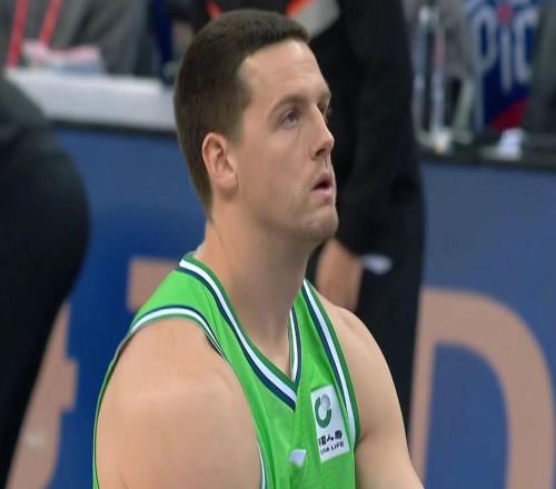 天津男籃30分大勝完成復(fù)仇，林庭謙20+8鄭昊燃23分，鄒陽空砍23+8