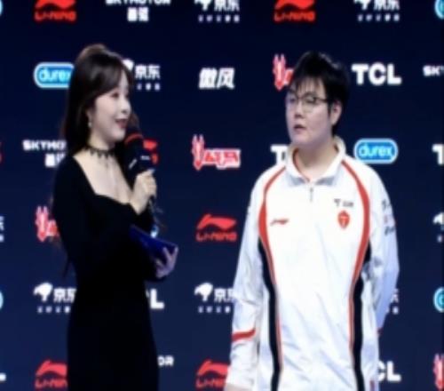 369賽後采訪：想對JackeyLove說好好休息早睡早起注意身體