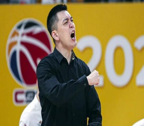 正式官宣!CBA顶级外援签约辽宁男篮,携手赵继伟,杨鸣冲击前四