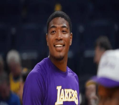 雷迪克發布會拒不背鍋！不滿球隊投籃，仍自信防守，八村下場復出